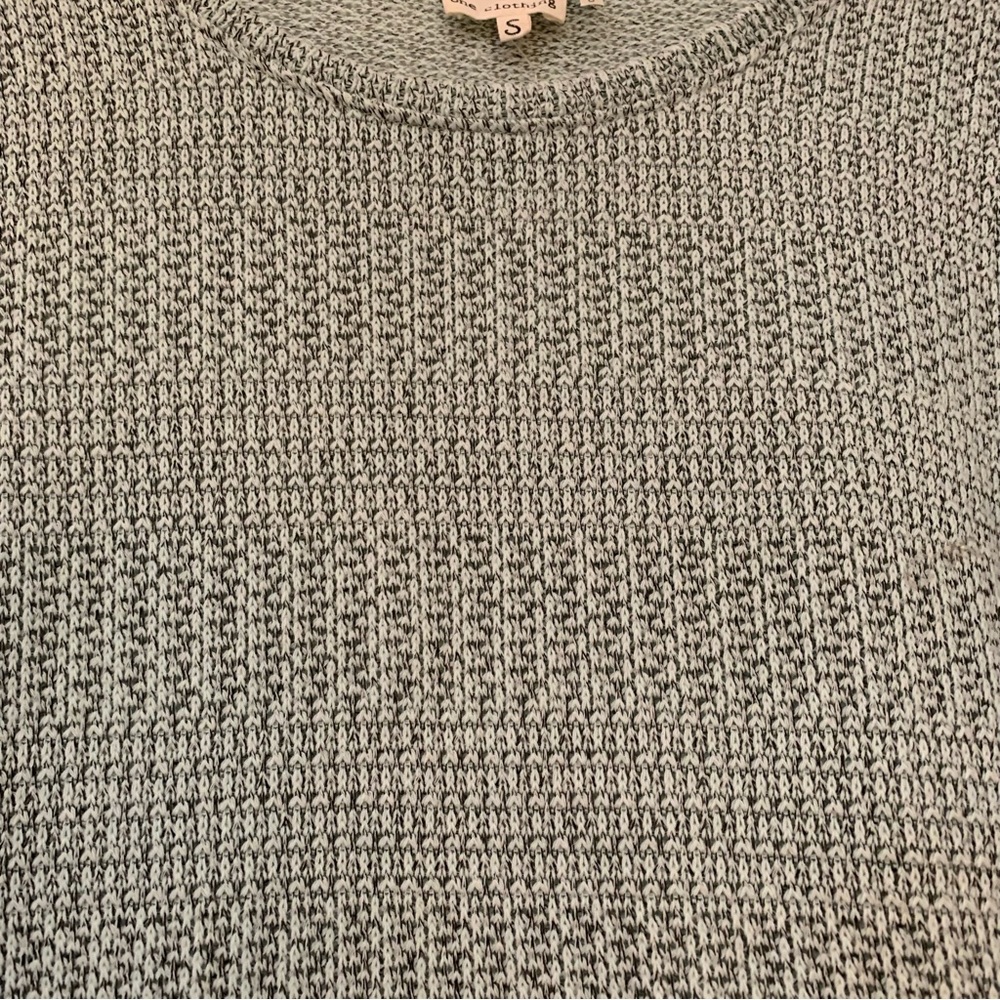 🔵 2/$22❗️Lightweight Mint Green Juniors Small Pullover Knit Sweater - Picture 4 of 6